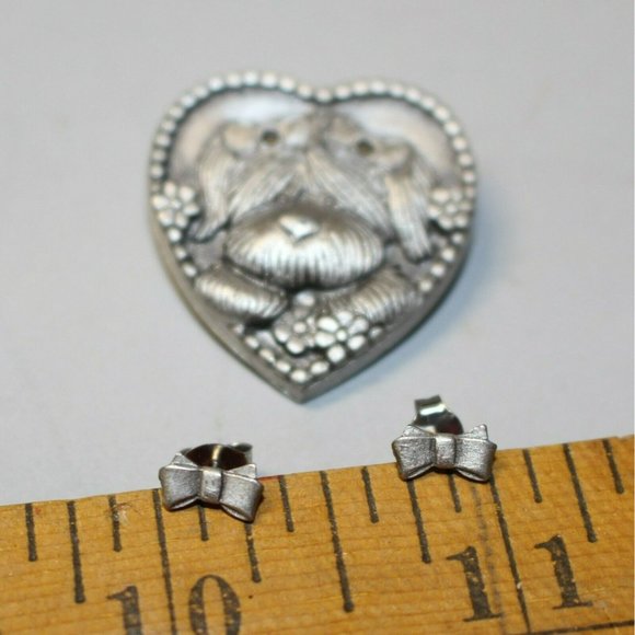Vintage Puppy Dog Heart Shaped Brooch & Bow Earrings Signed MS Dee Puppy Dog - Picture 2 of 5
